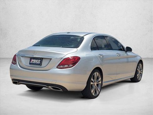 Used 2016 Mercedes-Benz C 300 Sedan image 4