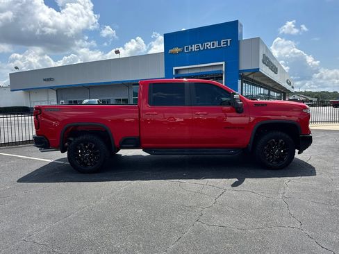 Used 2025 Chevrolet Silverado 2500 LT w/ Trail Boss Package AWD/4WD image 5