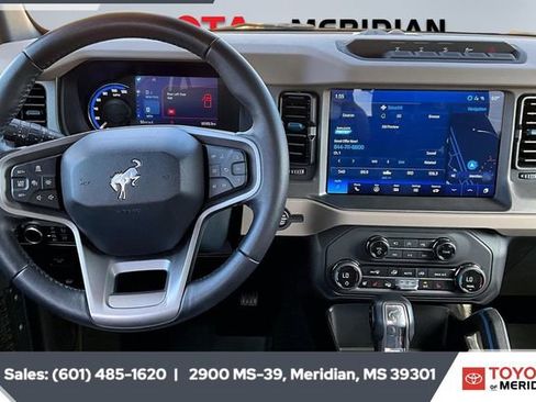 Used 2024 Ford Bronco Wildtrak image 5