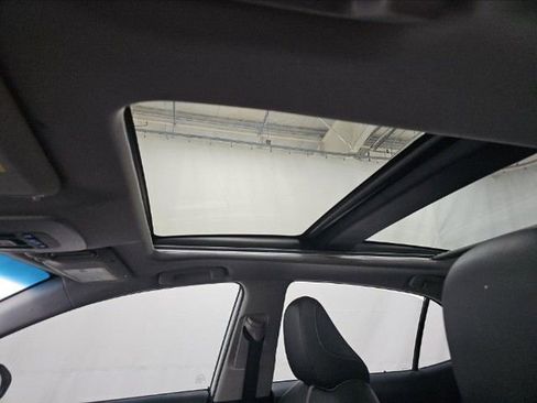 Used 2020 Toyota Camry XSE image 9