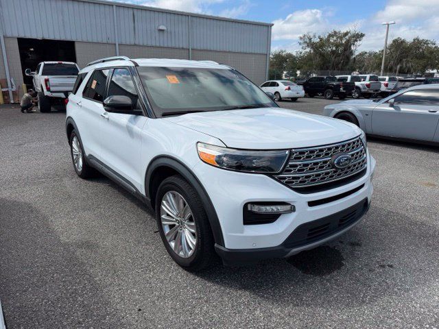 Used 2021 Ford Explorer Limited RWD image 2