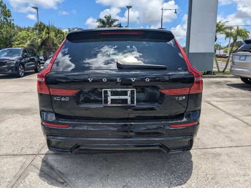 New 2025 Volvo XC60 T8 Core image 5