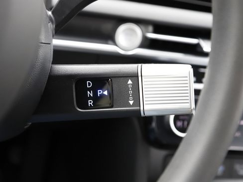 New 2026 Hyundai Tucson Blue SE image 27