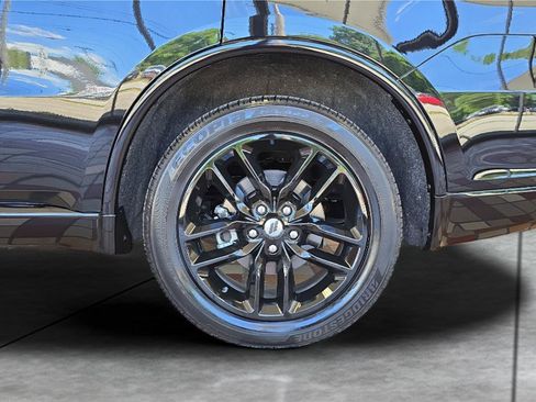 Used 2023 Dodge Durango GT AWD/4WD image 31