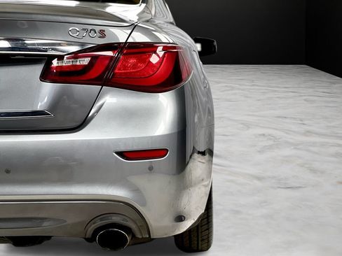Used 2015 INFINITI Q70 5.6 w/ Sport Package AWD/4WD image 40