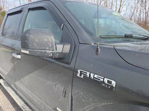 Used 2016 Ford F150 XLT w/ Equipment Group 302A Luxury image 3