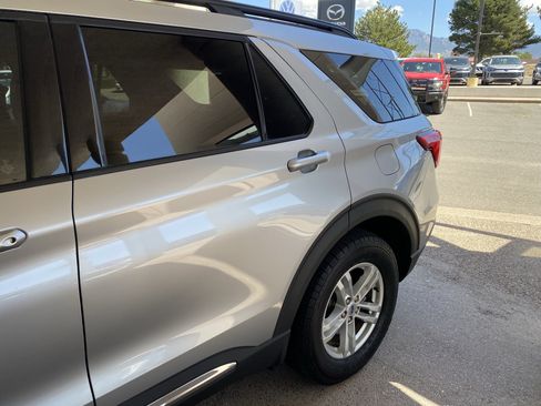 Used 2020 Ford Explorer XLT w/ Equipment Group 202A AWD/4WD image 52