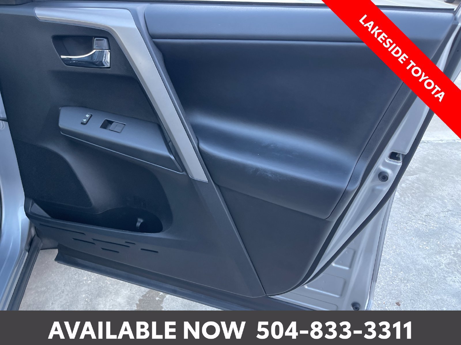 Certified 2018 Toyota RAV4 XLE FWD image 19