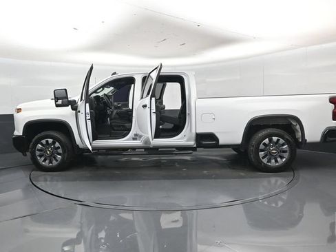 Used 2024 Chevrolet Silverado 2500 Custom w/ Custom Value Package AWD/4WD image 55