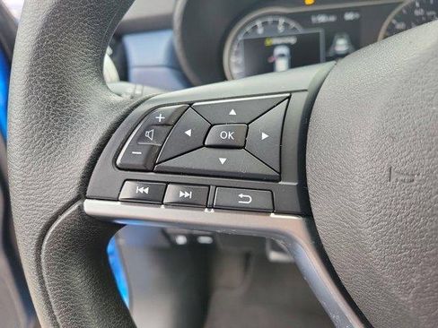 Used 2023 Nissan Versa SV image 23