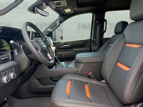Used 2026 GMC Sierra 2500 AT4 w/ AT4 Premium Plus Package AWD/4WD image 9