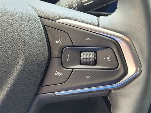 Used 2025 Chevrolet Trax LT w/ Driver Confidence Package image 30