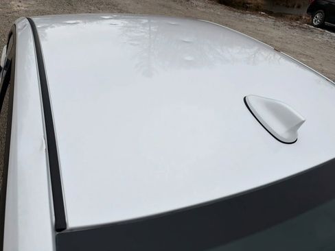 Used 2025 Nissan Versa SV image 17