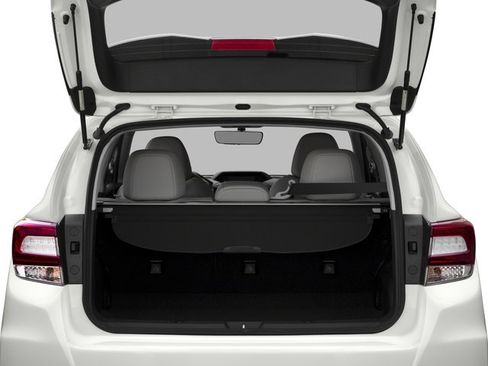 Used 2017 Subaru Impreza 2.0i Limited image 15