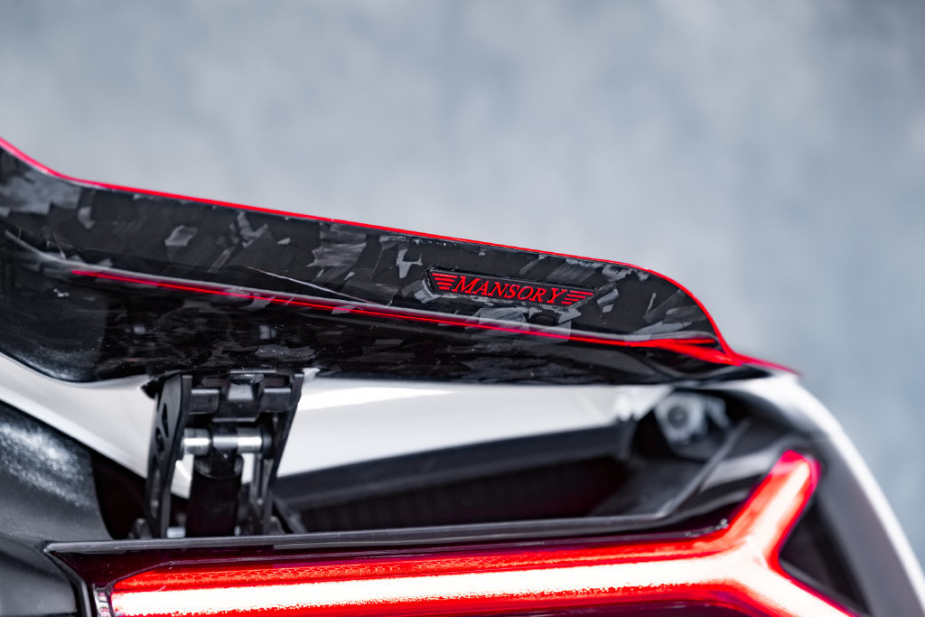 Used 2024 Lamborghini Revuelto AWD/4WD image 27
