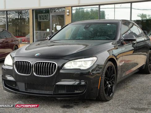 Used 2015 BMW 750Li xDrive w/ M Sport Edition AWD/4WD image 3