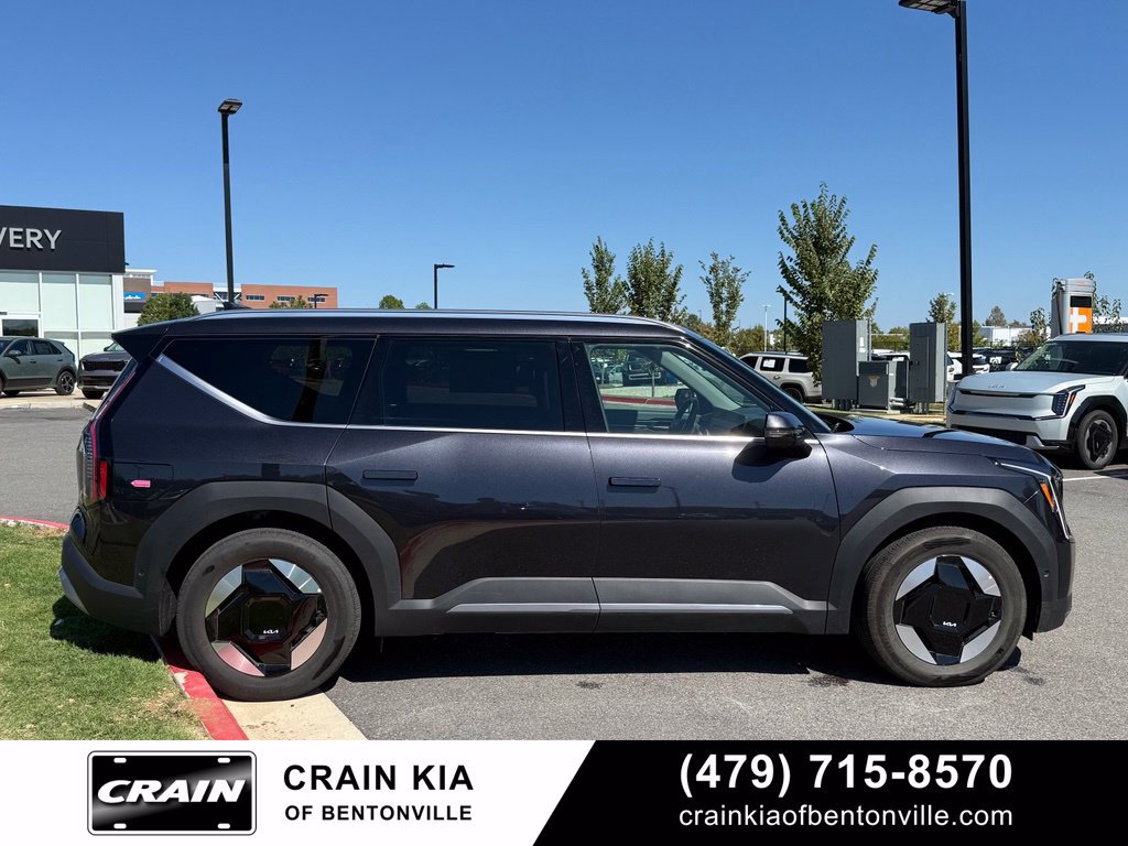 Certified 2026 Kia EV9 Wind AWD/4WD image 8