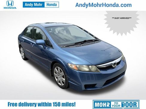 Used 2010 Honda Civic LX image 1