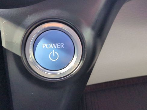 Used 2021 Toyota Sienna LE image 27