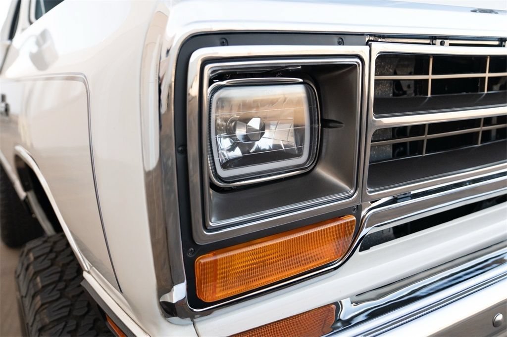 Used 1988 Dodge Ramcharger 4WD image 36