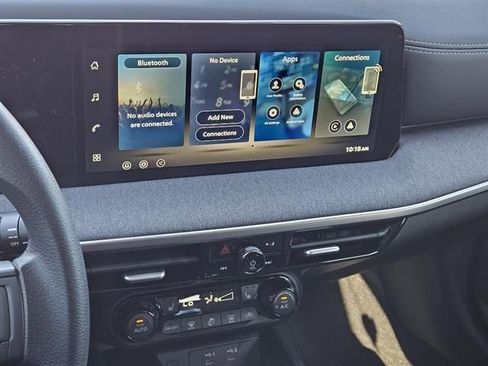 Used 2026 Nissan Kicks SV w/ SV Premium Package image 12