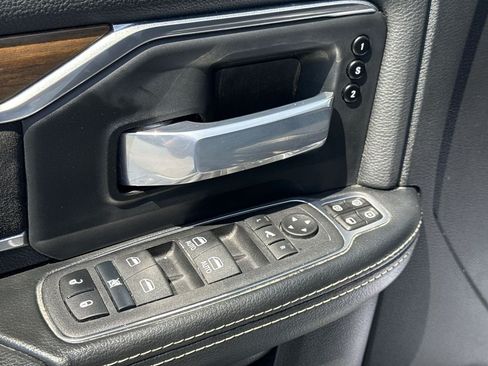 Used 2024 RAM 2500 Laramie AWD/4WD image 79