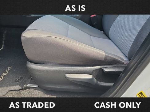 Used 2014 Toyota RAV4 LE FWD image 16