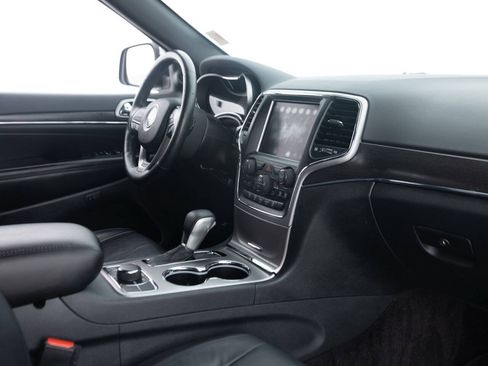 Used 2018 Jeep Grand Cherokee Limited AWD/4WD image 29