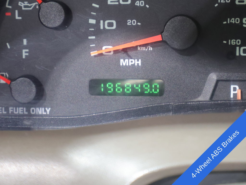 Used 2004 Ford F350 Lariat AWD/4WD image 4