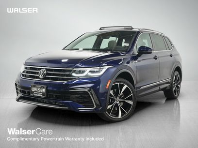 Used 2024 Volkswagen Tiguan SEL R-Line