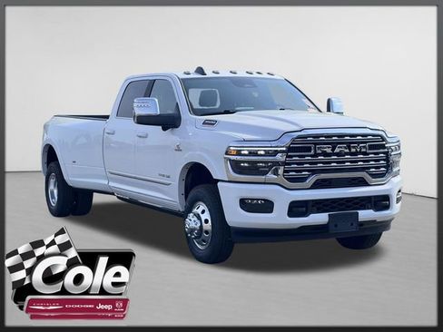 Used 2026 RAM 3500 Limited AWD/4WD image 1