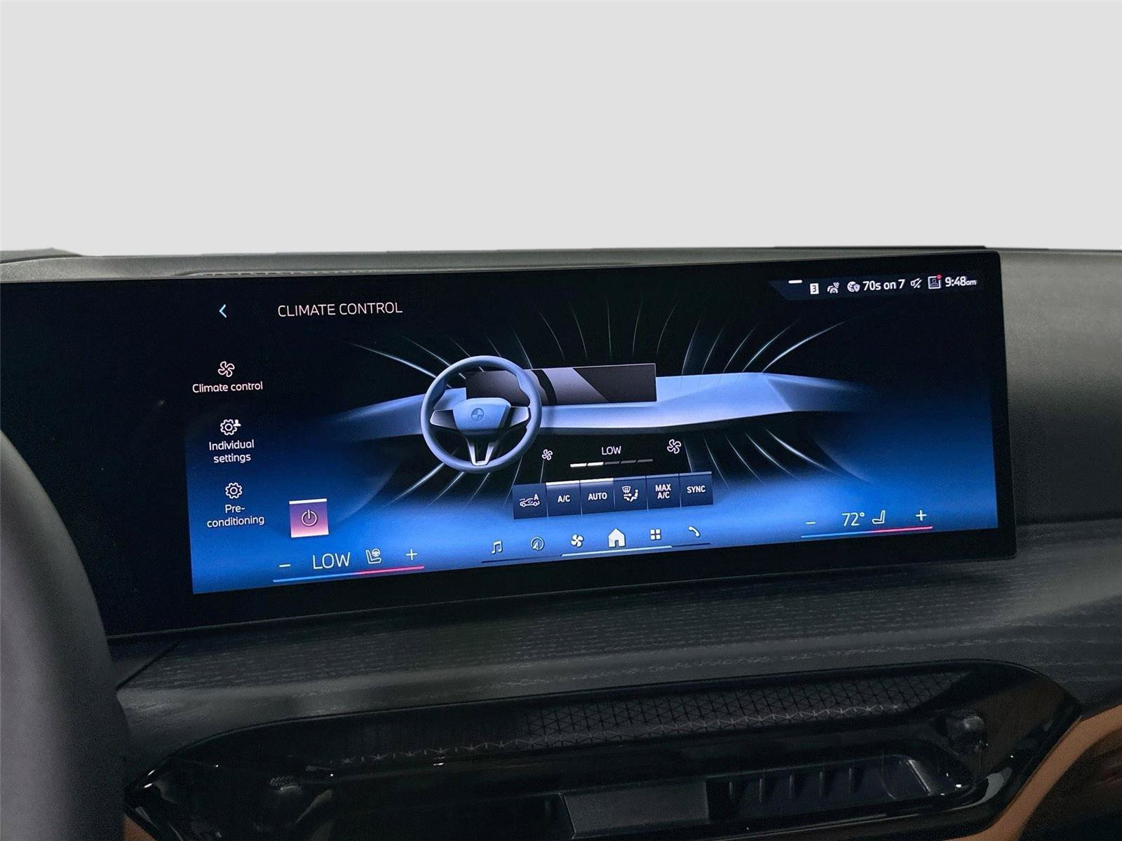 New 2025 BMW 330i Sedan w/ Premium Package RWD image 28