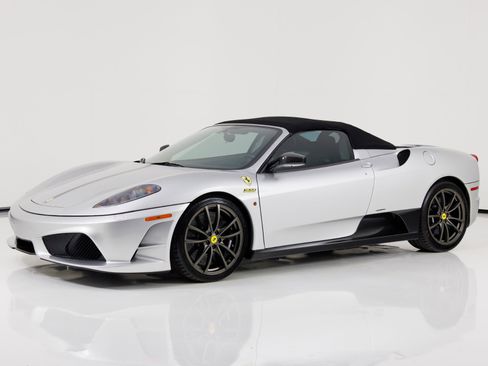 Used 2009 Ferrari F430 Scuderia image 4