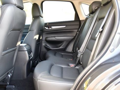 New 2025 MAZDA CX-5 AWD 2.5 S w/ Select Package image 17