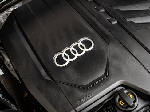 Used 2024 Audi Q5 2.0T Premium w/ Convenience Package image 37