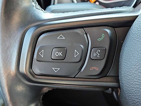 Used 2022 Jeep Gladiator Sport image 37