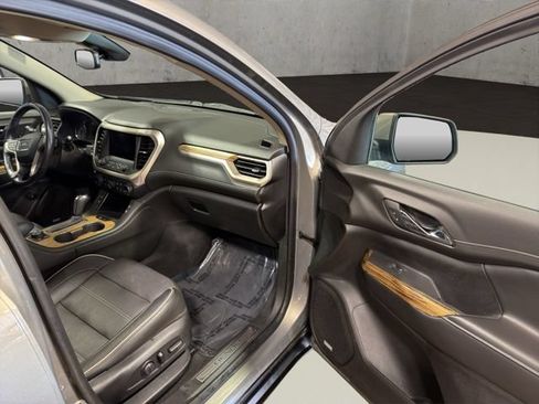 Used 2019 GMC Acadia Denali w/ Technology Package AWD/4WD image 20