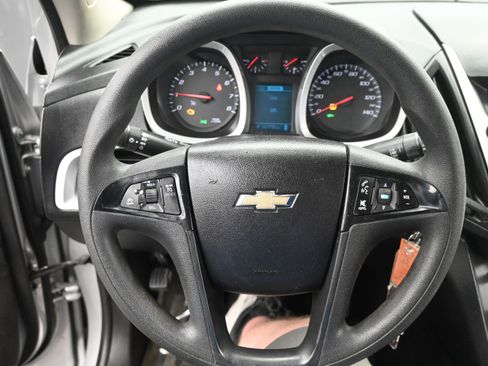 Used 2013 Chevrolet Equinox LS FWD image 17