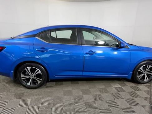 Used 2022 Nissan Sentra SV FWD image 3