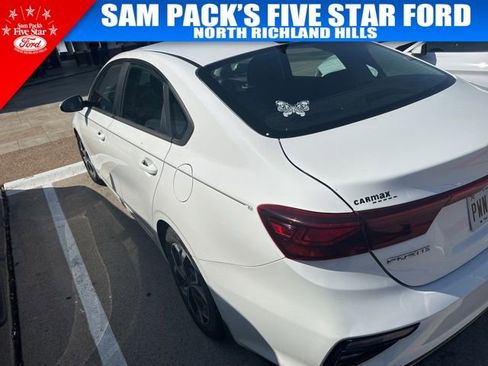 Used 2020 Kia Forte LXS image 6