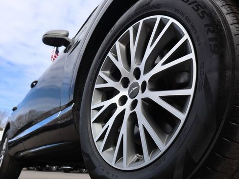 Used 2024 Genesis GV80 2.5T image 9