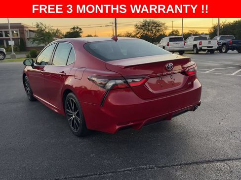 Used 2021 Toyota Camry SE FWD image 6