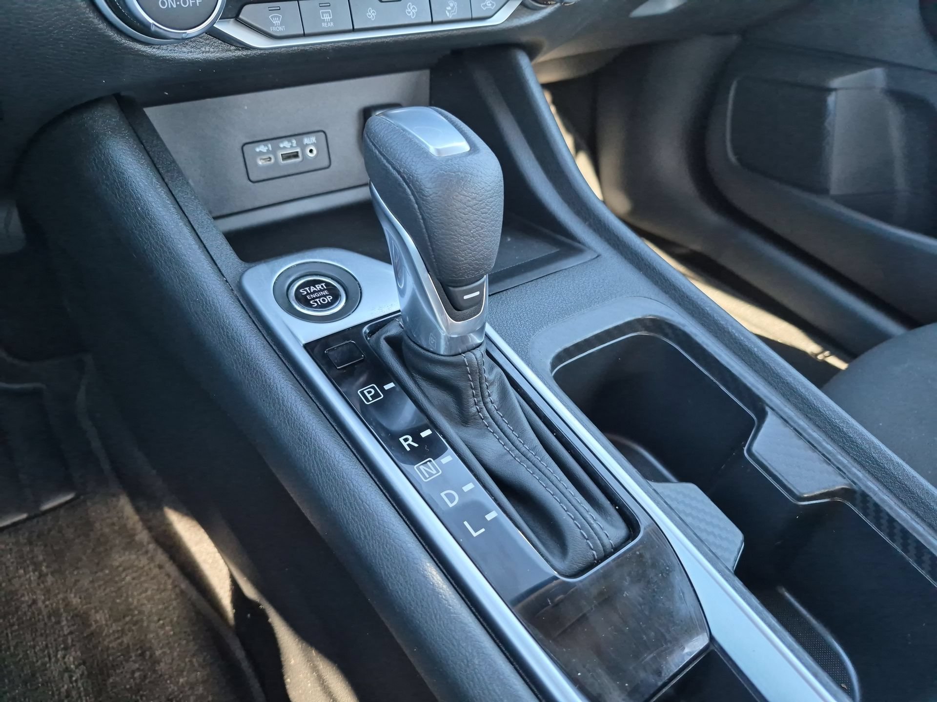 Used 2023 Nissan Sentra SV w/ All-Weather Package FWD image 15