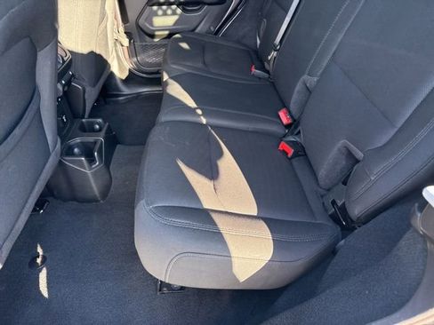 Used 2022 Jeep Wrangler Unlimited Sahara w/ Cold Weather Group image 26