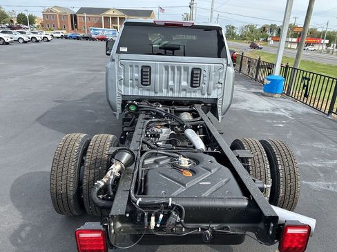 New 2026 Chevrolet Silverado 3500 LT w/ Convenience Package image 17