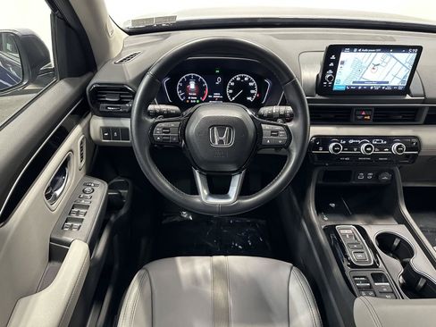 Certified 2024 Honda Pilot Touring image 21