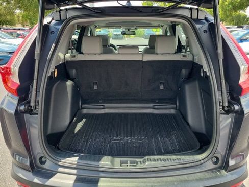 Used 2018 Honda CR-V Touring image 12
