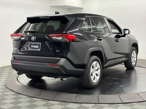 Certified 2025 Toyota RAV4 LE FWD image 10