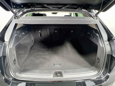 Certified 2023 Buick Envision Essence w/ Technology Package I AWD/4WD image 27