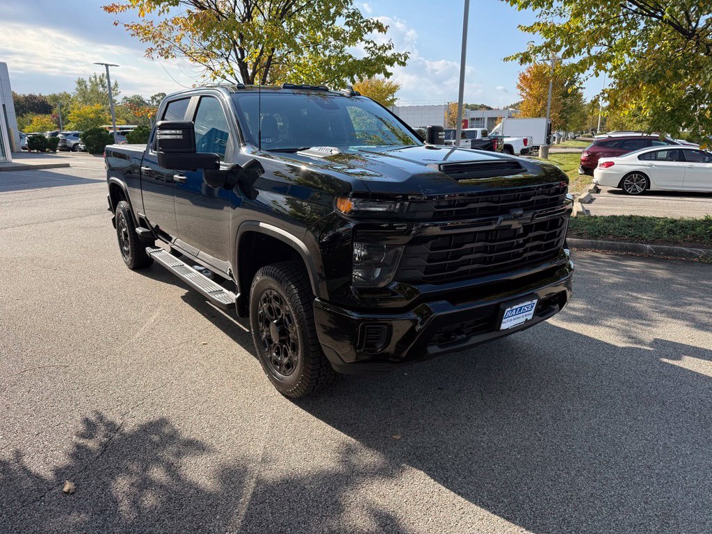 Used 2024 Chevrolet Silverado 2500 Custom w/ Custom Value Package AWD/4WD image 7